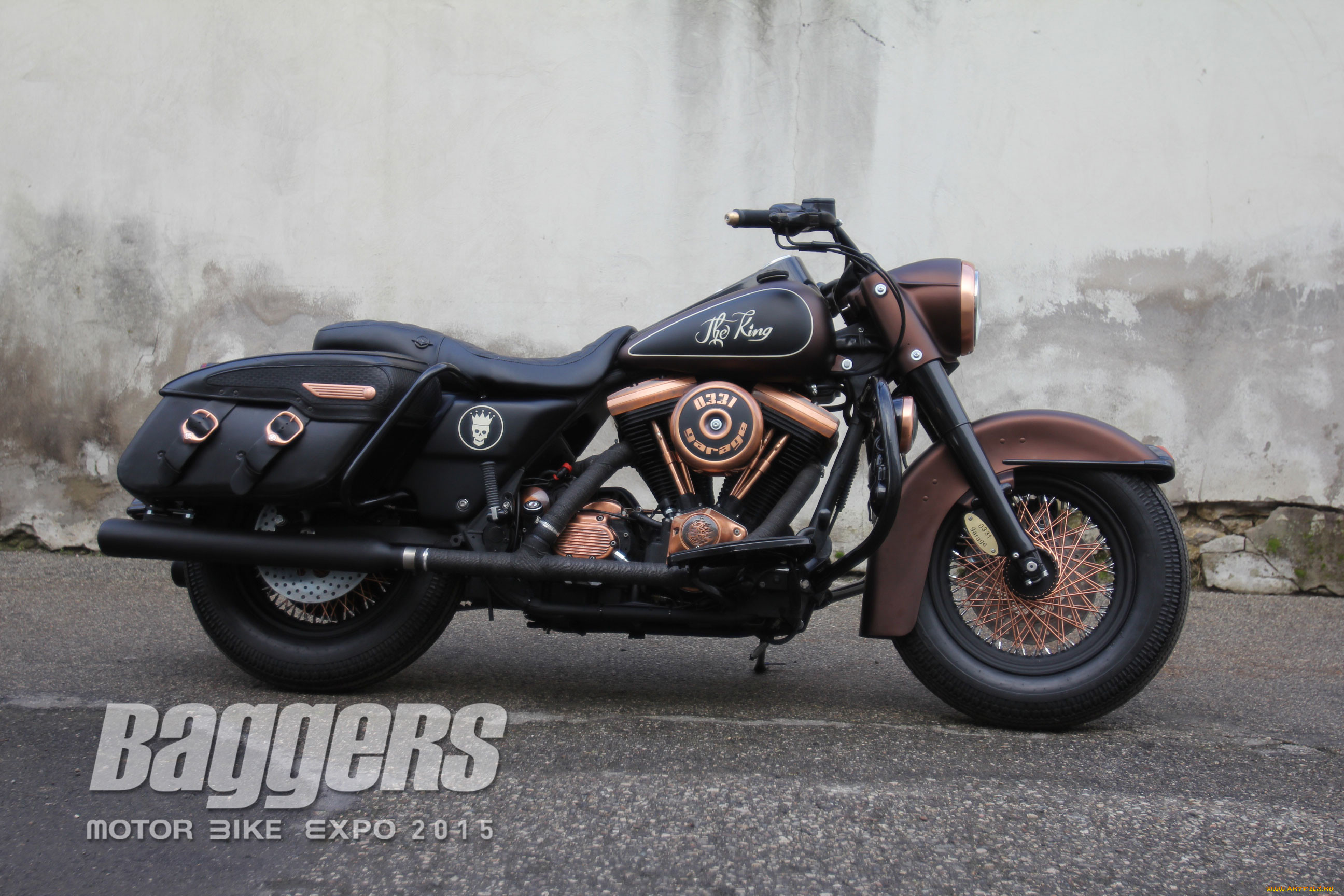 , customs, bagger